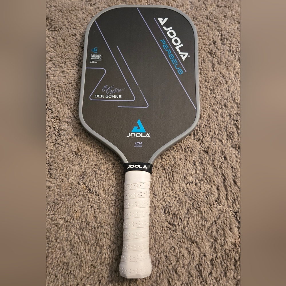 Joola Perseus pickleball paddle